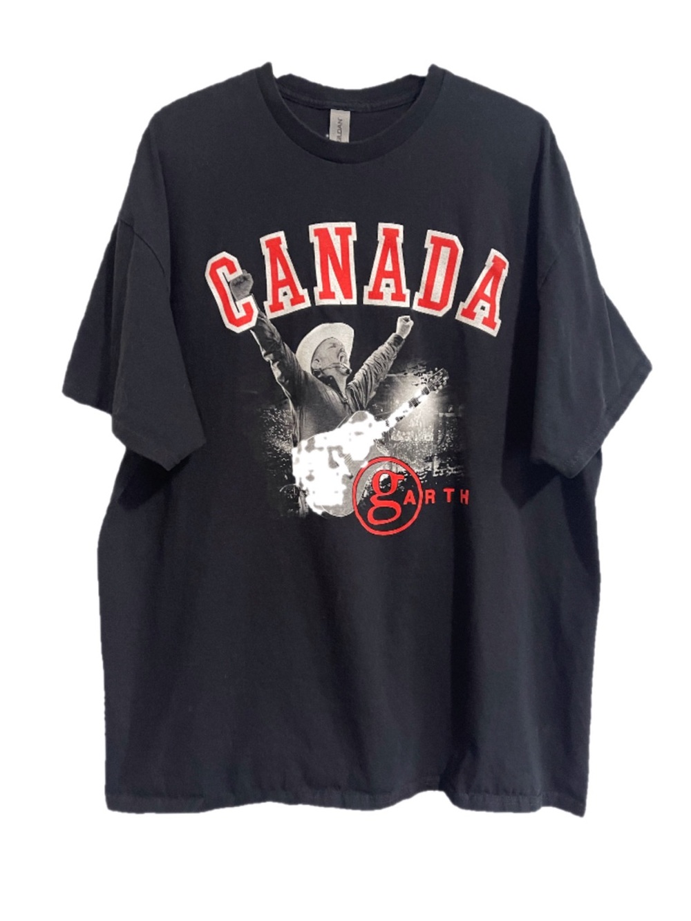 Gildan Black Short Sleeve 'CANADA' Graphic Tee with Red Accents
